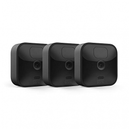 Blink Outdoor – kabellose, witterungsbeständige HD-Sicherheitskamera mit zwei Jahren Batterielaufzeit und Bewegungserfassung | 3 Kameras - 1
